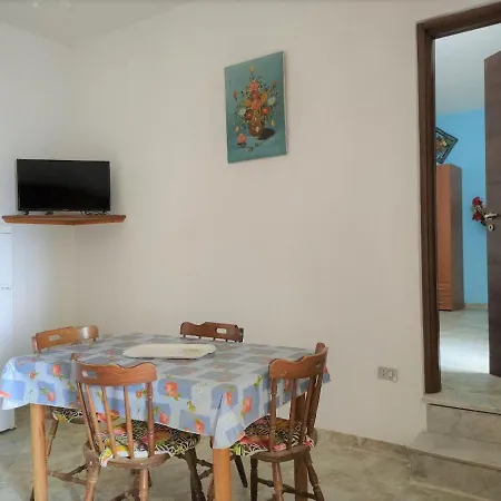 Girasole Apartament *