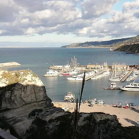 Apartament Girasole Tropea